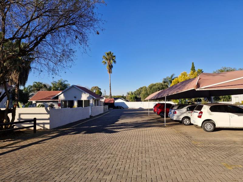 2 Bedroom Property for Sale in Glen Marais Gauteng