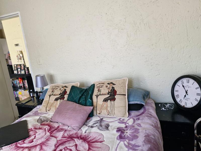 2 Bedroom Property for Sale in Glen Marais Gauteng