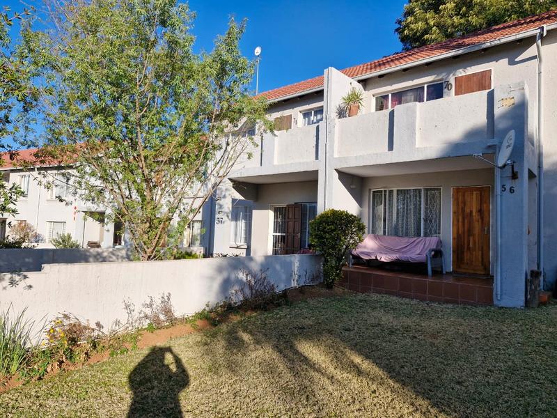 2 Bedroom Property for Sale in Glen Marais Gauteng