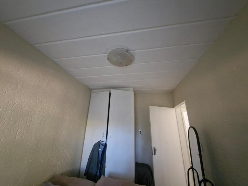 2 Bedroom Property for Sale in Glen Marais Gauteng