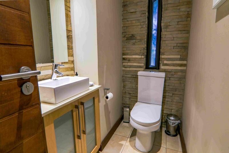 4 Bedroom Property for Sale in Copperleaf Estate Gauteng