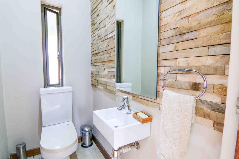 4 Bedroom Property for Sale in Copperleaf Estate Gauteng