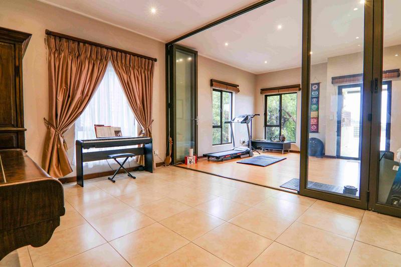 4 Bedroom Property for Sale in Copperleaf Estate Gauteng