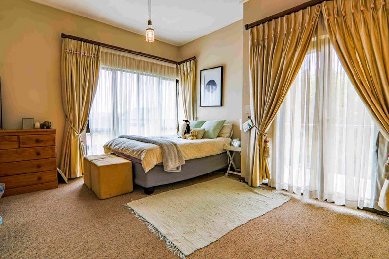 4 Bedroom Property for Sale in Copperleaf Estate Gauteng