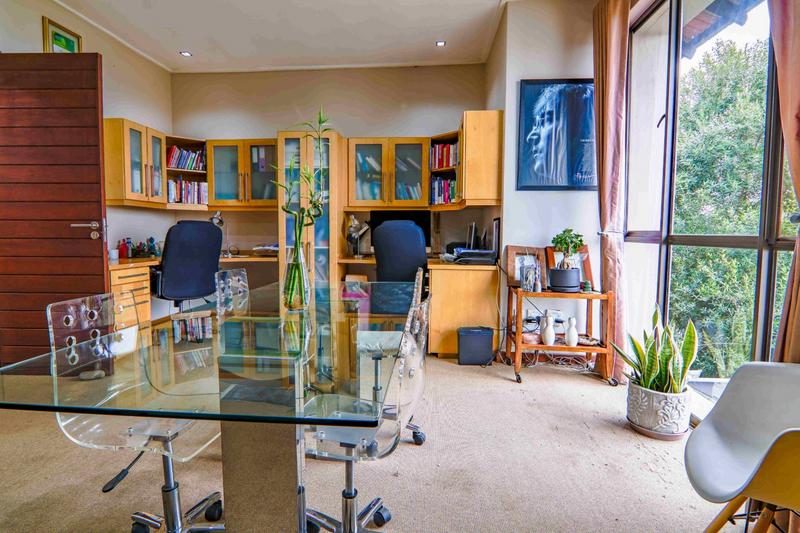 4 Bedroom Property for Sale in Copperleaf Estate Gauteng