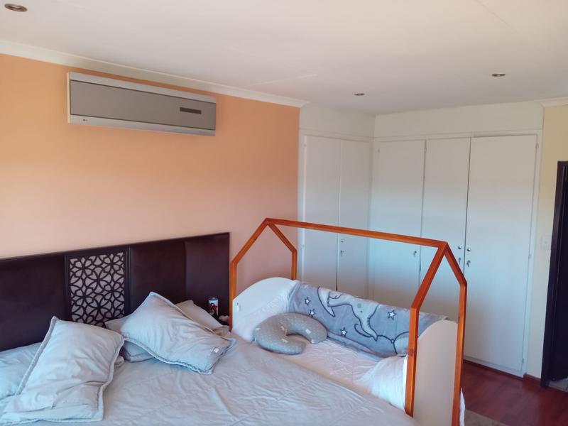 3 Bedroom Property for Sale in Eldoraigne Gauteng