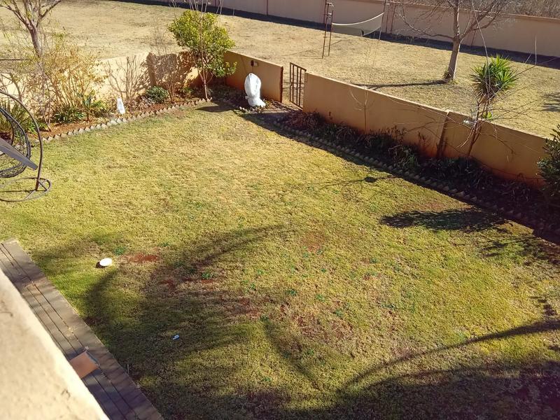 3 Bedroom Property for Sale in Eldoraigne Gauteng