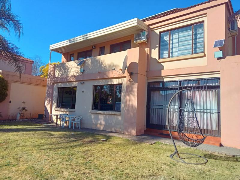 3 Bedroom Property for Sale in Eldoraigne Gauteng