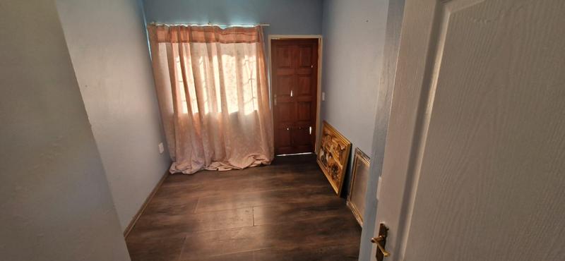 3 Bedroom Property for Sale in Kosmosdal Gauteng