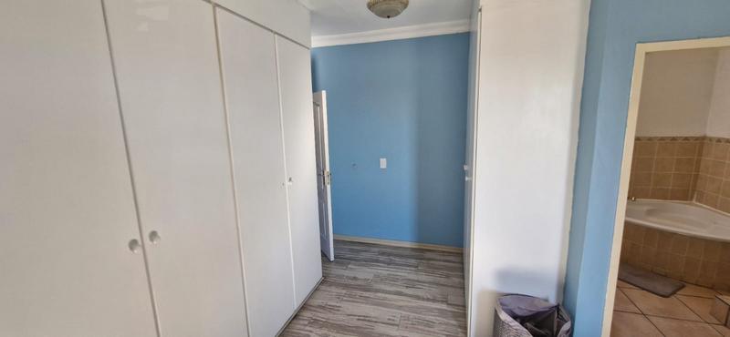 3 Bedroom Property for Sale in Kosmosdal Gauteng