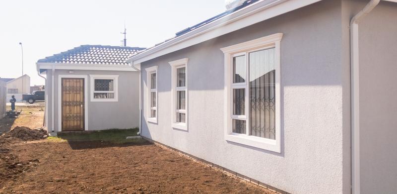 3 Bedroom Property for Sale in Buhle Park Gauteng