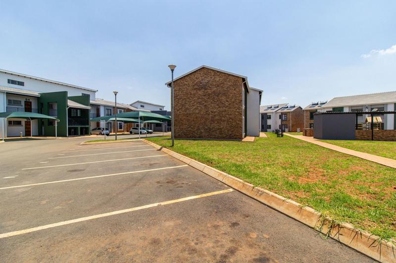 2 Bedroom Property for Sale in Protea Glen Gauteng
