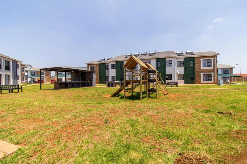 2 Bedroom Property for Sale in Protea Glen Gauteng