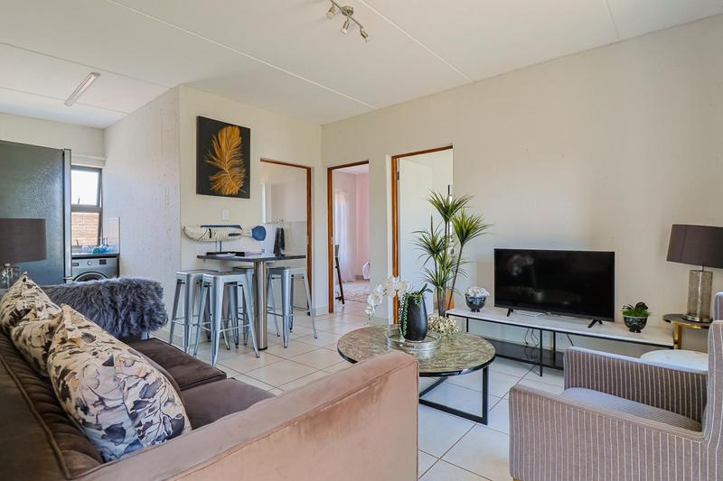 2 Bedroom Property for Sale in Protea Glen Gauteng