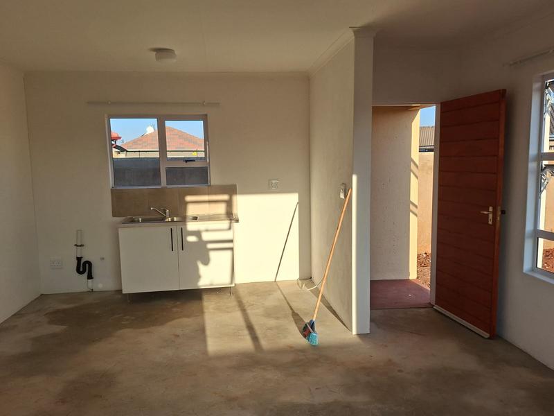 3 Bedroom Property for Sale in Protea Glen Gauteng
