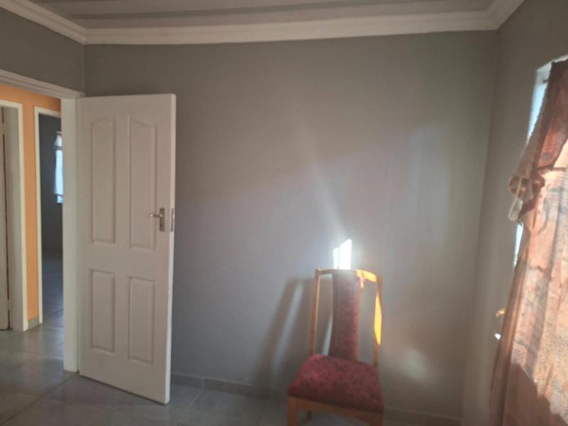 3 Bedroom Property for Sale in Protea North Gauteng