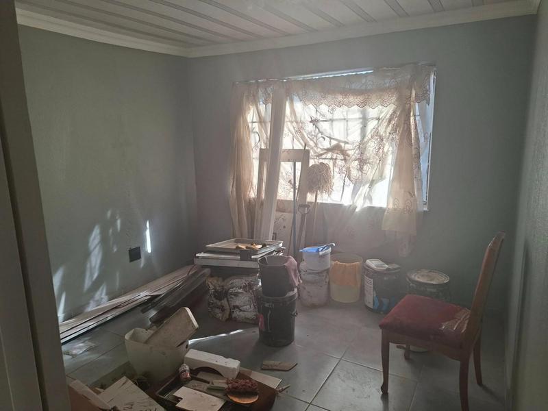 3 Bedroom Property for Sale in Protea North Gauteng
