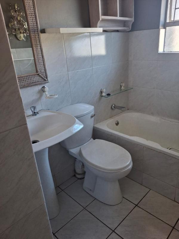 To Let 2 Bedroom Property for Rent in Vanderbijlpark SE 3 Gauteng