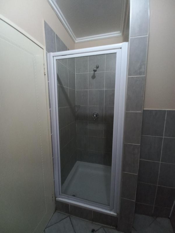 2 Bedroom Property for Sale in Vanderbijlpark SE 10 Gauteng