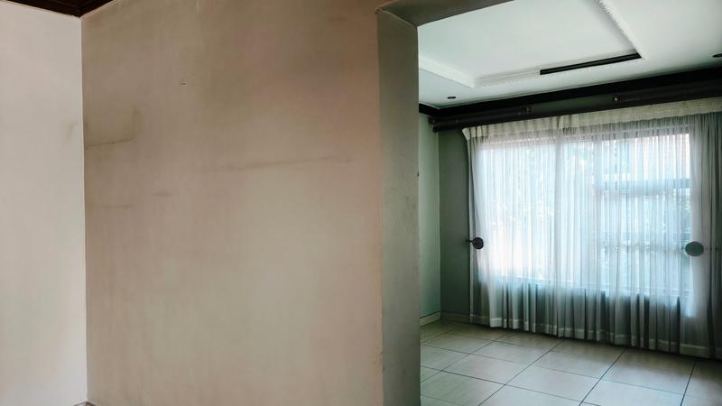 4 Bedroom Property for Sale in Amandasig Gauteng