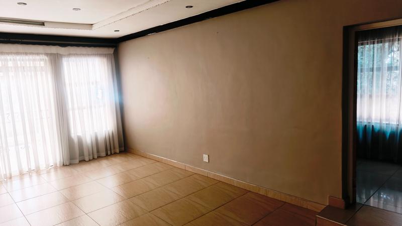 4 Bedroom Property for Sale in Amandasig Gauteng