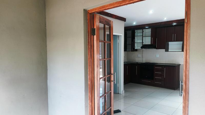 4 Bedroom Property for Sale in Amandasig Gauteng