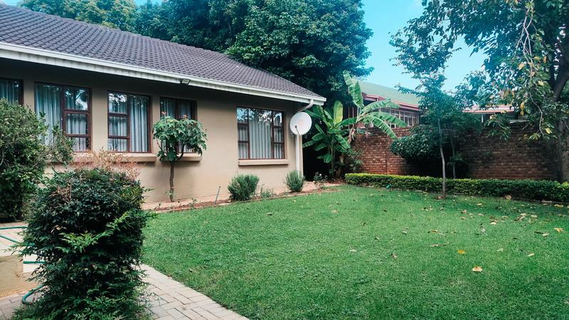 4 Bedroom Property for Sale in Amandasig Gauteng