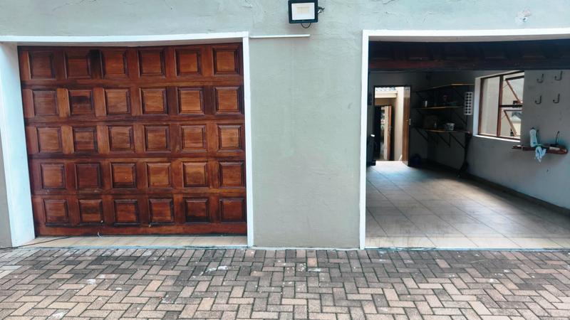 4 Bedroom Property for Sale in Amandasig Gauteng