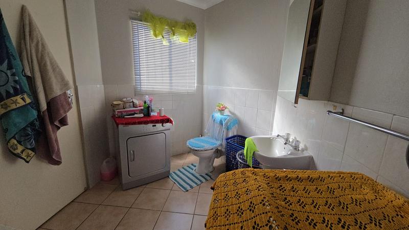 2 Bedroom Property for Sale in Dorandia Gauteng