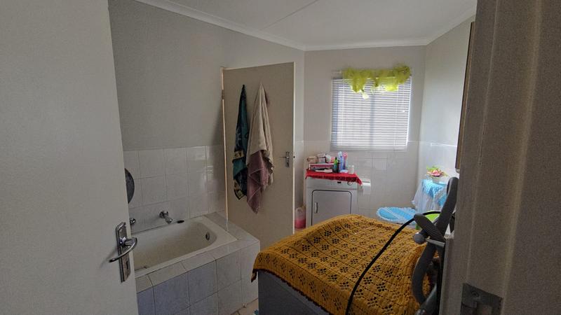2 Bedroom Property for Sale in Dorandia Gauteng
