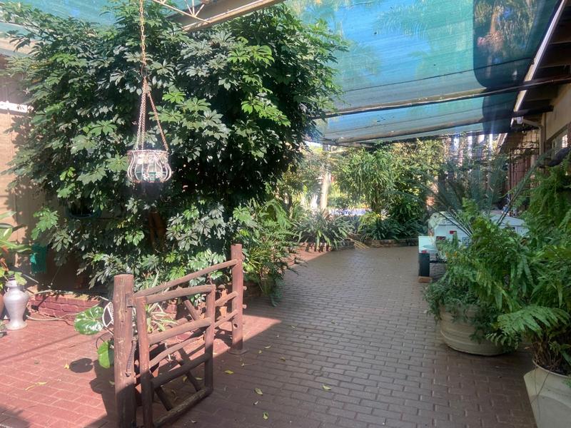 3 Bedroom Property for Sale in Dorandia Gauteng