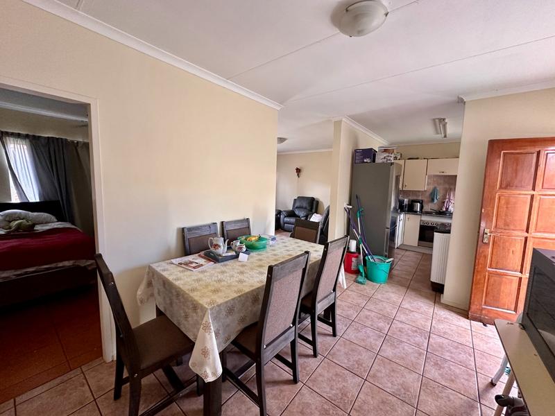 2 Bedroom Property for Sale in Ninapark Gauteng