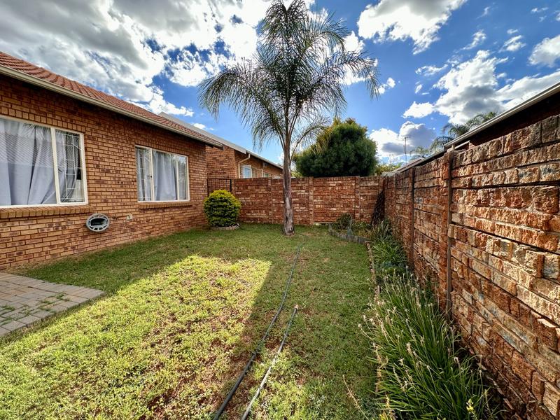 2 Bedroom Property for Sale in Ninapark Gauteng
