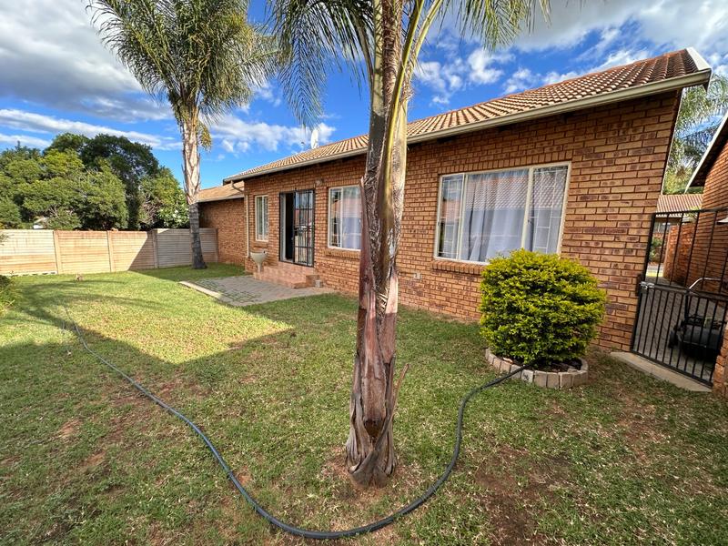 2 Bedroom Property for Sale in Ninapark Gauteng