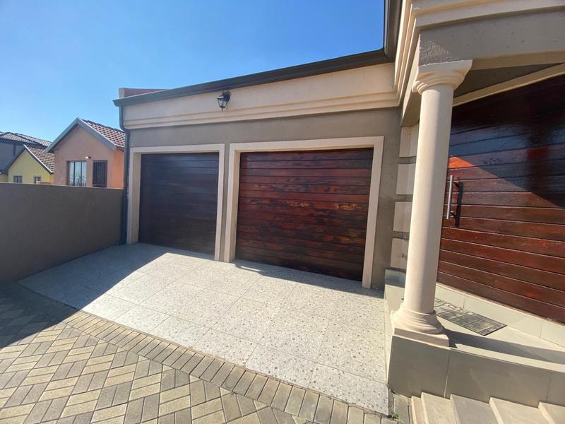 4 Bedroom Property for Sale in Birch Acres Gauteng