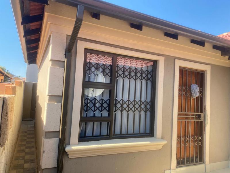 4 Bedroom Property for Sale in Birch Acres Gauteng