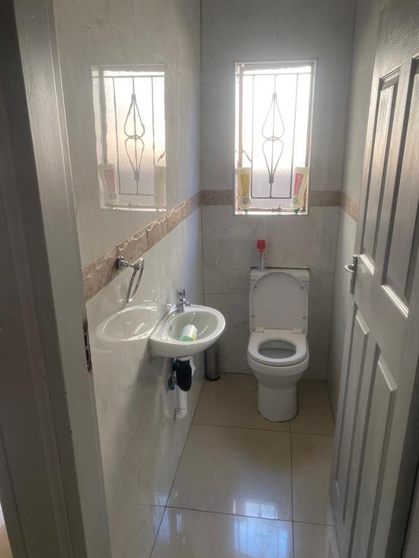 4 Bedroom Property for Sale in Birch Acres Gauteng