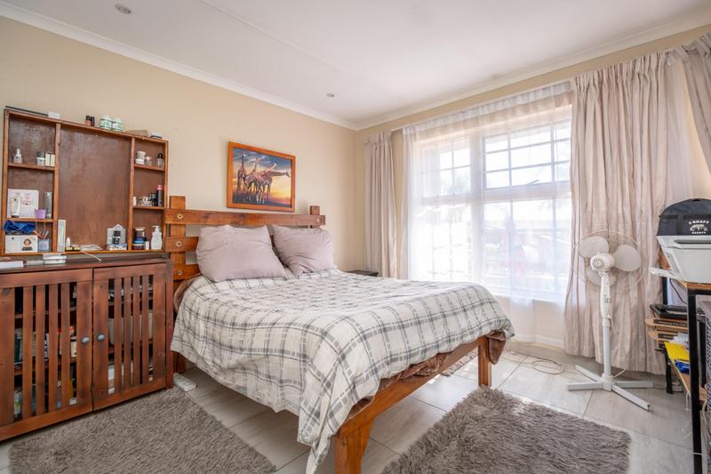 To Let 2 Bedroom Property for Rent in Rangeview Gauteng