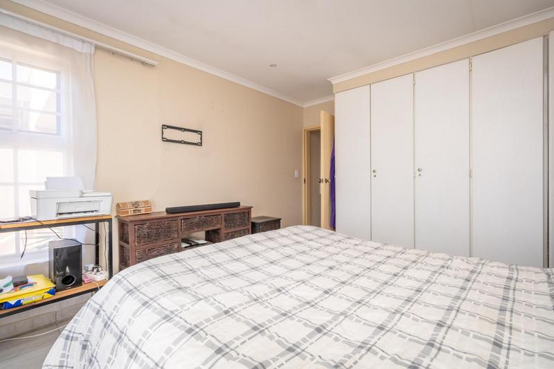 To Let 2 Bedroom Property for Rent in Rangeview Gauteng
