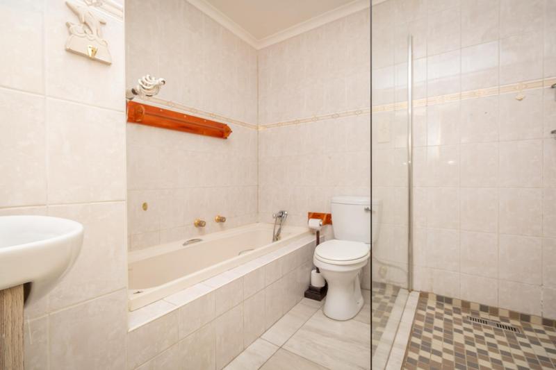 To Let 2 Bedroom Property for Rent in Rangeview Gauteng