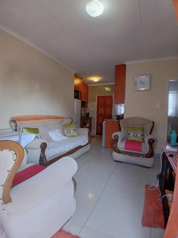 2 Bedroom Property for Sale in Bram Fischerville Gauteng