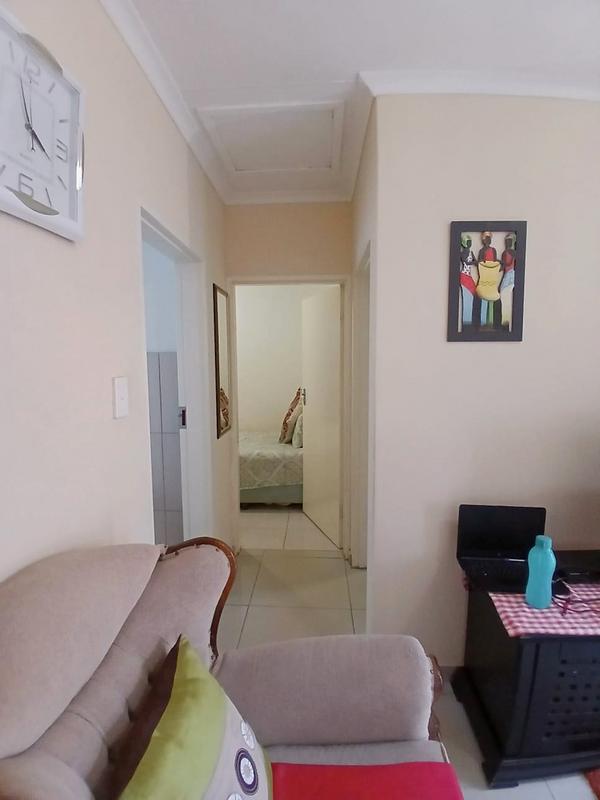 2 Bedroom Property for Sale in Bram Fischerville Gauteng