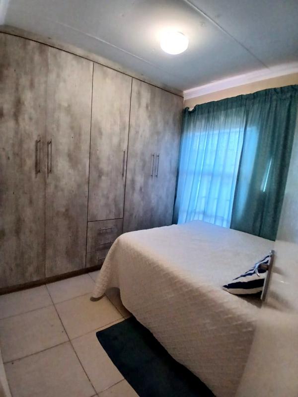 2 Bedroom Property for Sale in Bram Fischerville Gauteng