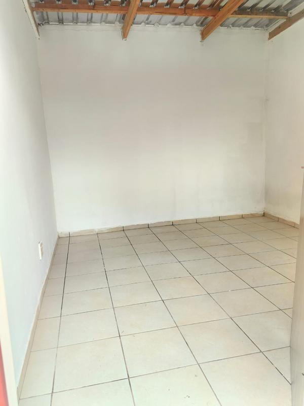 2 Bedroom Property for Sale in Bram Fischerville Gauteng