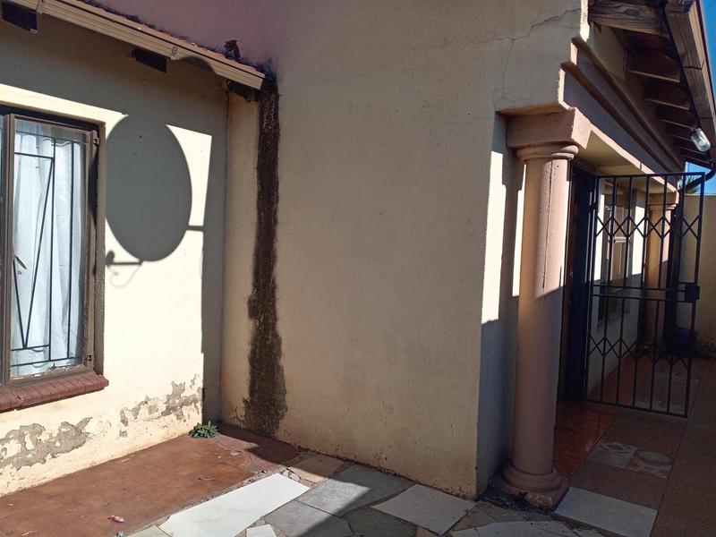 To Let 1 Bedroom Property for Rent in Vosloorus Ext 6 Gauteng