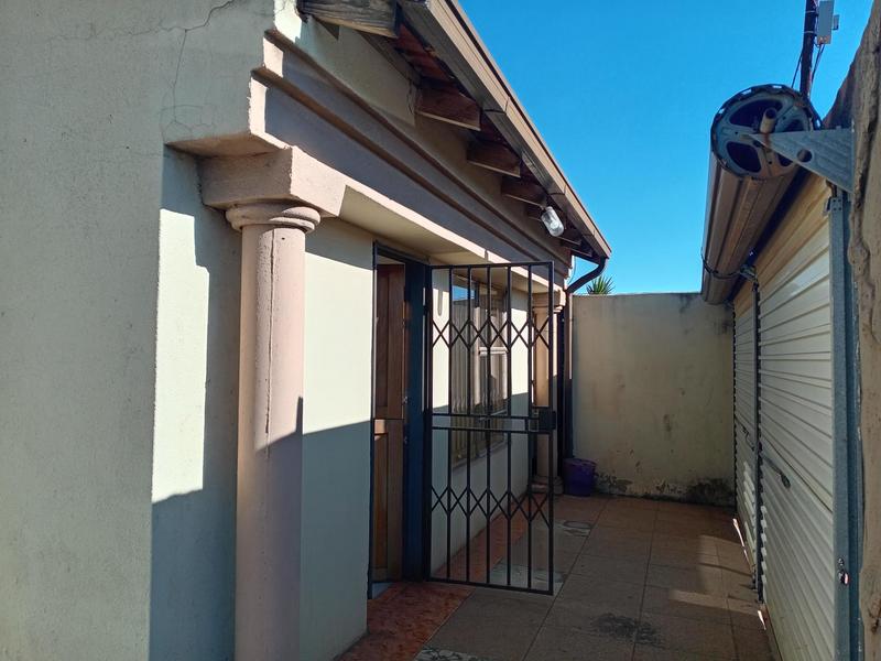 To Let 1 Bedroom Property for Rent in Vosloorus Ext 6 Gauteng