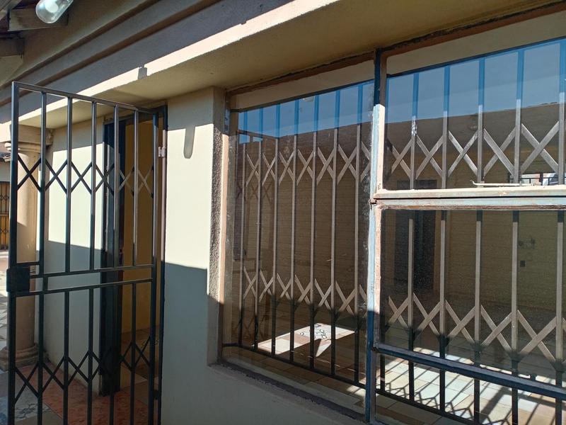 To Let 1 Bedroom Property for Rent in Vosloorus Ext 6 Gauteng