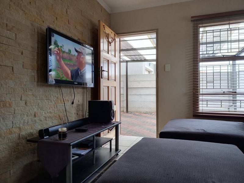 To Let 3 Bedroom Property for Rent in Leopard