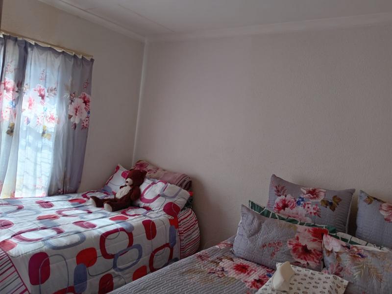 2 Bedroom Property for Sale in Lenasia South Gauteng