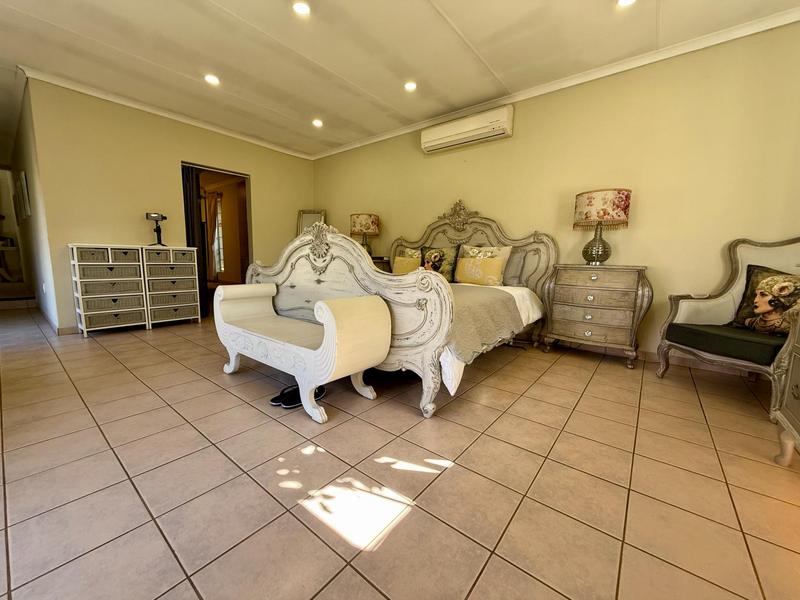 5 Bedroom Property for Sale in Wierda Park Gauteng